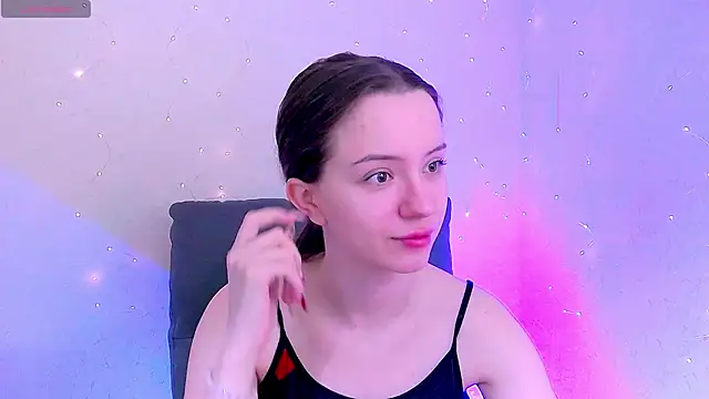 BellaVelure6767 online show from April 4, 2:10 am