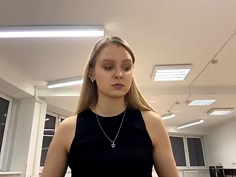 PaulitaSolow online show from November 17, 5:35 pm