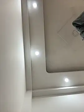 sexyayeshadesi online show from April 21, 6:15 pm