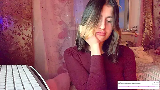 KristinaScott online show from January 8, 2:21 pm