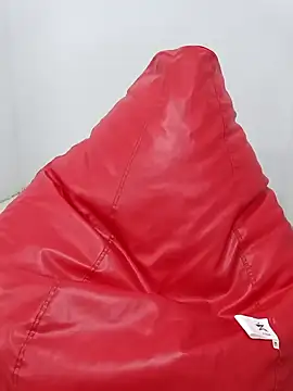 Your DreamGirl   online show from November 26, 7:20 am