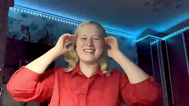 ArissuCuteey online show from November 17, 3:46 pm