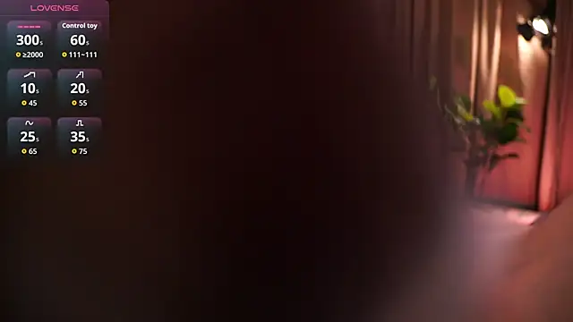 lexy exe online show from March 28, 8:41 pm