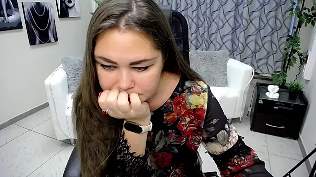 Susanna S online show from November 20, 10:16 am