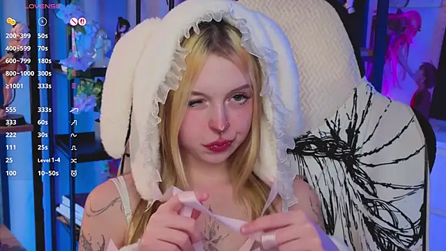 ElvenQueen online show from December 4, 4:19 pm