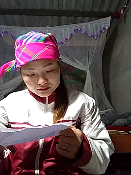 Lee-Thee online show from March 4, 12:06 am