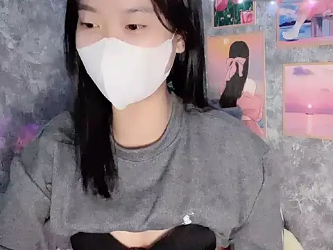 Hellen2999 online show from December 3, 5:21 am