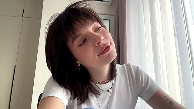 LollySimes online show from November 19, 9:31 am