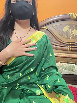 cutestpearl online show from March 8, 7:07 pm