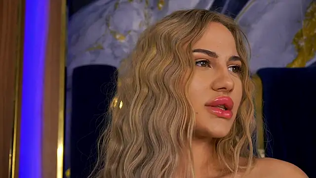 Chloe GraceeX online show from December 18, 10:58 pm