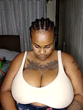 Chubbycharmdoll online show from November 18, 4:08 pm