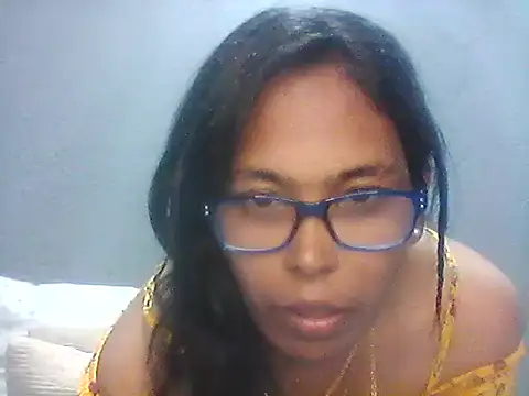 TiaBlaze online show from December 1, 7:16 pm