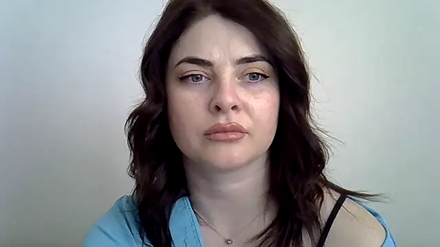 Darkroseq online show from February 3, 12:32 pm