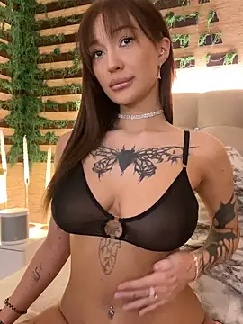 AlishaRuby online show from March 6, 6:30 am