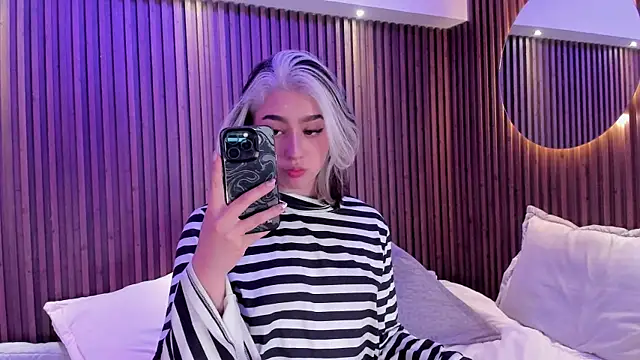 GabyRose9 online show from April 17, 7:27 pm