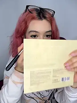 Valen-Foxx1 online show from April 12, 5:43 am