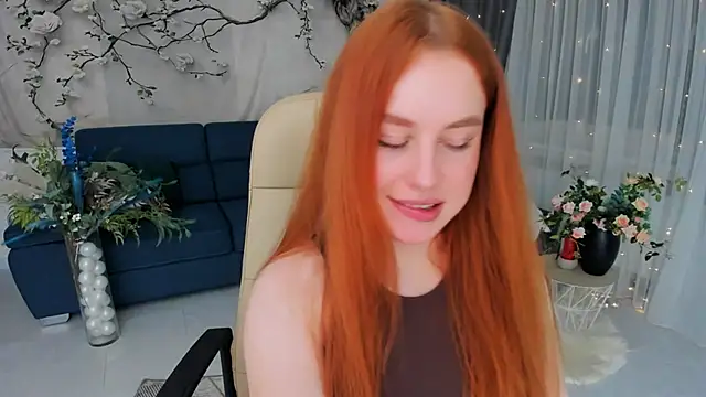 AirySilhouette online show from March 4, 7:20 pm