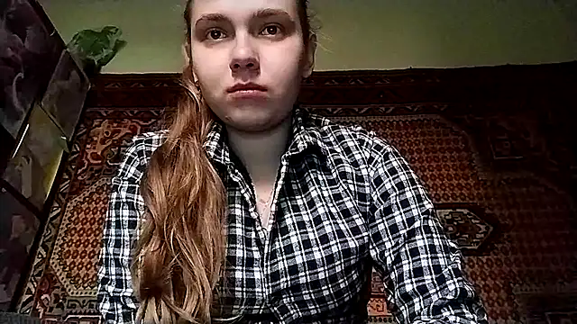 KikiBang online show from November 27, 8:28 am