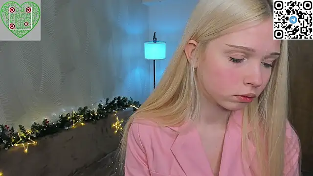 CherrylHolme online show from January 13, 9:30 pm