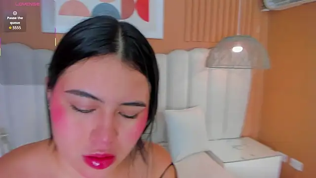 monserrat cutte online show from November 30, 11:03 am