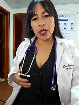 JustSamantha  online show from February 16, 7:47 pm