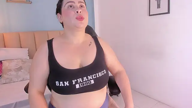 lexiemonroe2 online show from November 28, 7:50 pm