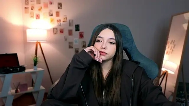 Vexorine online show from February 20, 7:47 pm