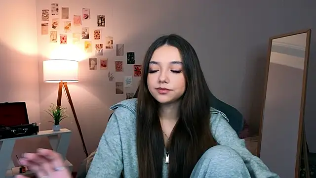 Vexorine online show from February 15, 7:35 pm