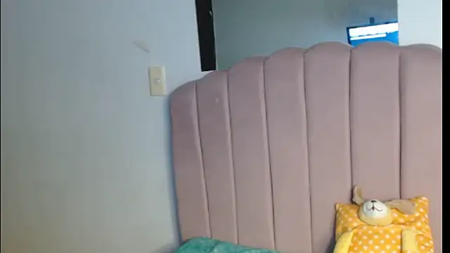 Juliana  lx online show from February 23, 1:43 pm