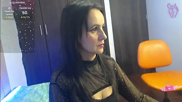 Juliana  lx online show from November 24, 12:51 pm