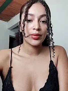 KailaniCute online show from January 17, 11:56 pm