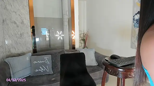 MafeArias23 online show from December 4, 1:46 pm