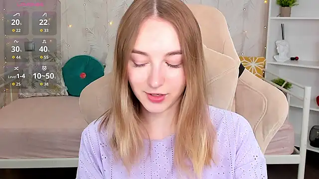 Shy Polly online show from March 24, 12:05 am