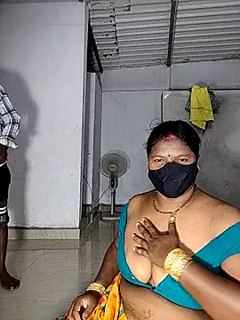 Desicouple1706 online show from February 25, 1:20 pm