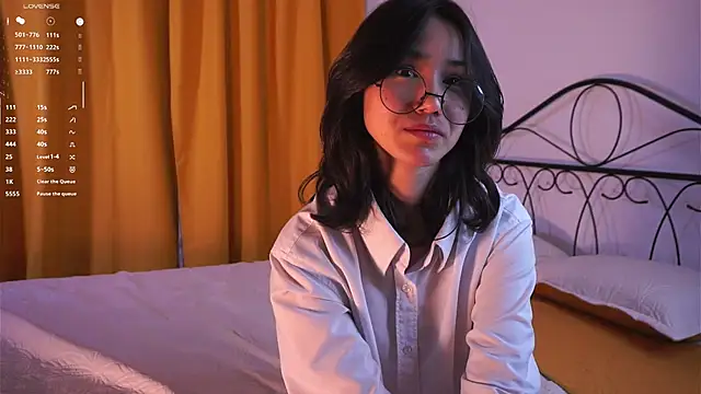 StaciaBratz online show from November 21, 7:05 pm