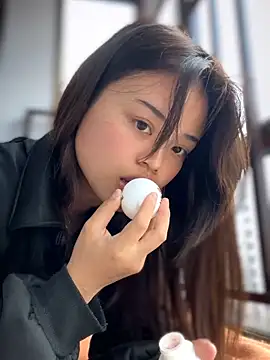 Toffee-00 online show from February 22, 9:43 am