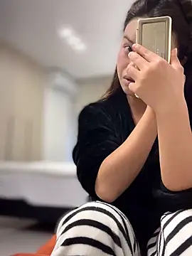 Toffee-00 online show from March 25, 7:55 am