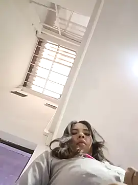 Viiolet Stone online show from January 6, 10:02 pm