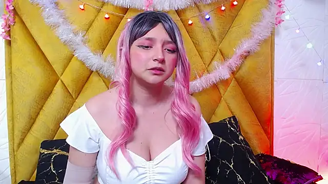 CandySwan online show from December 3, 4:37 am