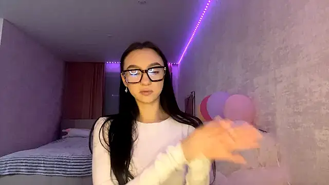 KristaLarmon online show from November 23, 2:08 pm