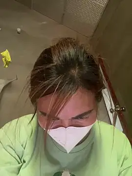 meganmeo online show from April 15, 6:25 am