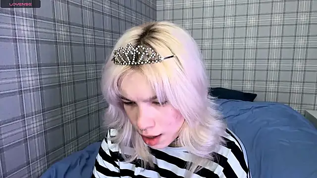 LolaDollyMur online show from January 16, 8:16 pm