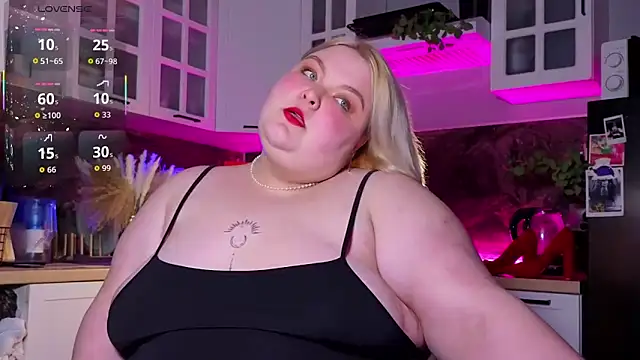 ellagoddes online show from April 4, 5:01 pm