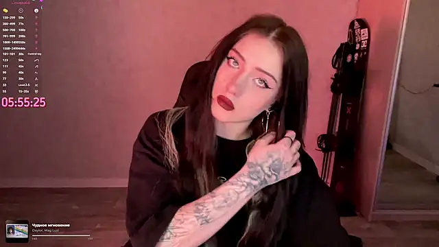 Meowluly online show from April 27, 8:17 pm
