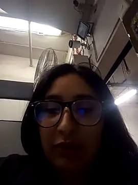 Bizcochitoc4 online show from January 6, 10:13 pm