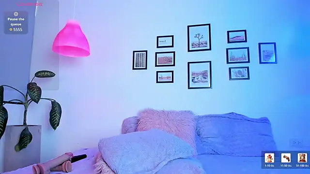 Skyy bloom online show from April 19, 6:10 pm