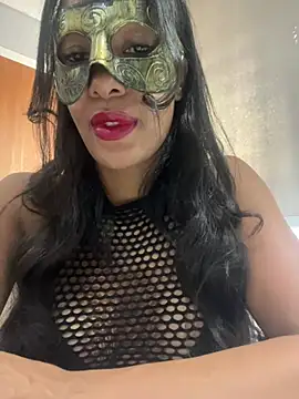 LunnaMaska online show from March 24, 4:12 pm