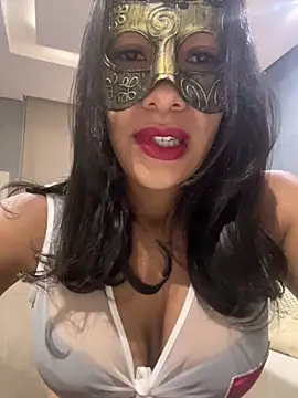 LunnaMaska online show from December 23, 3:21 am