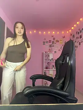 Davne  online show from February 15, 10:31 pm