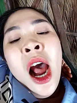 Lin-kute98 online show from March 17, 5:44 am